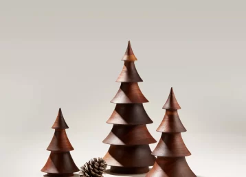 Visit our American Craft Wood Gallery.